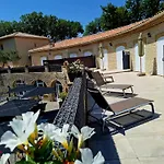 Апарт-отель Domaine De La Mautanne 4*