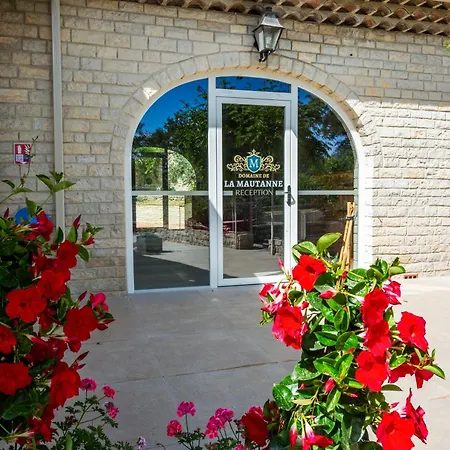 Hotel apartamentowy Domaine De La Mautanne 4*