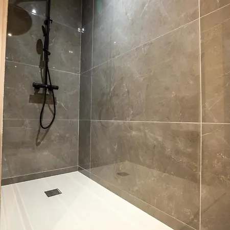 Domaine De La Mautanne 4*