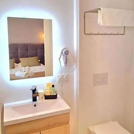 Aparthotel Domaine De La Mautanne Sainte-Tulle