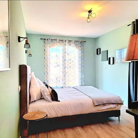 Domaine De La Mautanne Aparthotel 4*