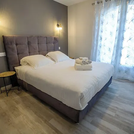 Hotel apartamentowy Domaine De La Mautanne 4*
