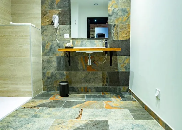 Domaine De La Mautanne 4* Sainte-Tulle