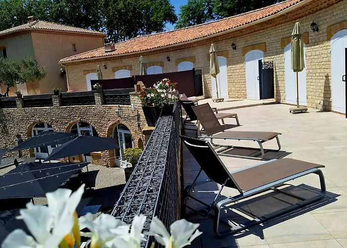 Aparthotel Domaine De La Mautanne 4*