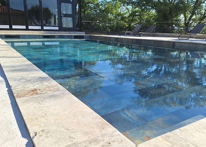 Aparthotel Domaine De La Mautanne Sainte-Tulle