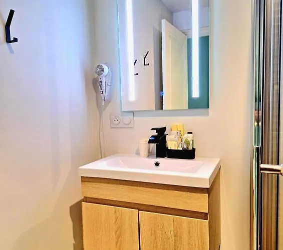 Aparthotel Domaine De La Mautanne Sainte-Tulle