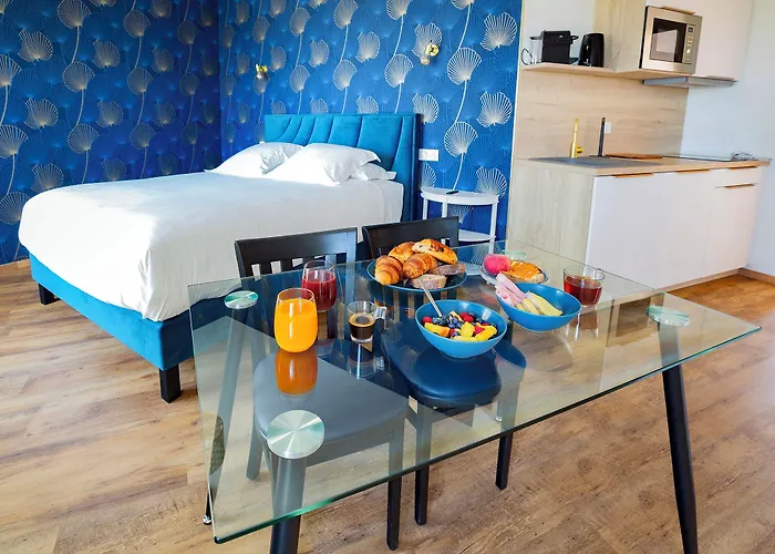 Aparthotel Domaine De La Mautanne 4*